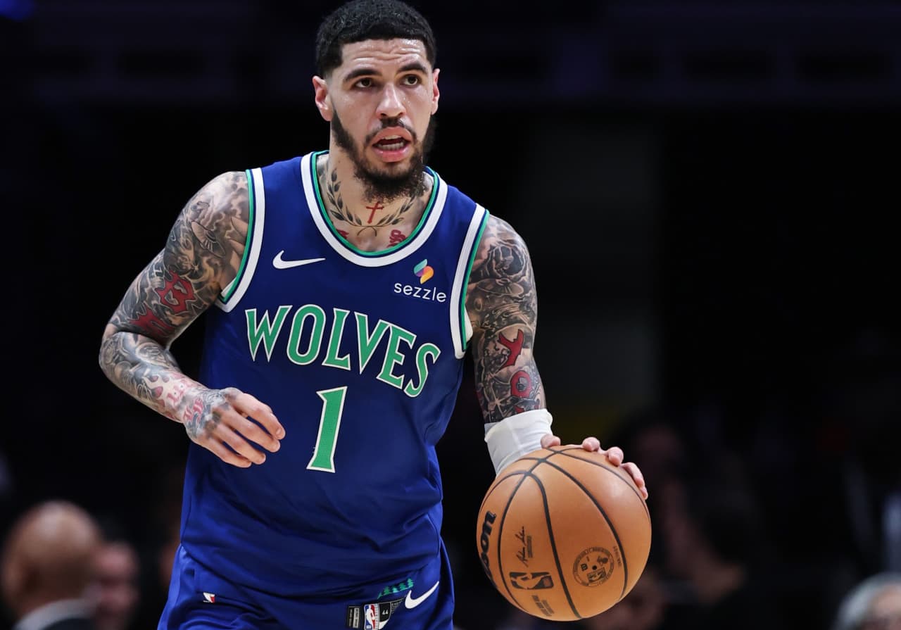 NBA star LaMelo Ball is selling his $2.6 million luxury condo in Charlotte after leaving the Hornets — Dallas Real Estate news